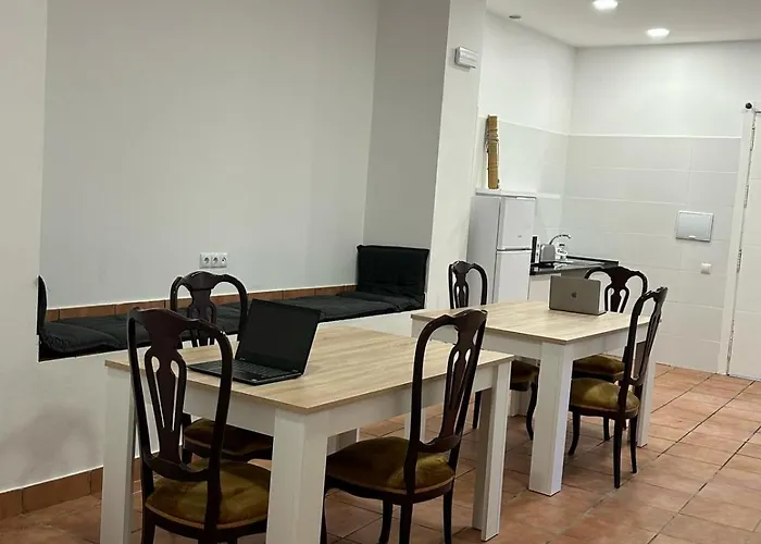 אכסניה Urban Garden *